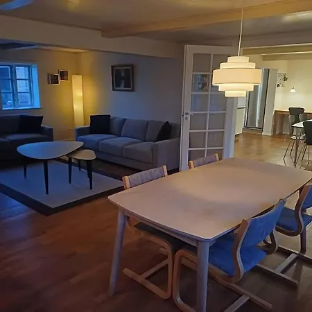 Komfortabel Feriegard Naer *